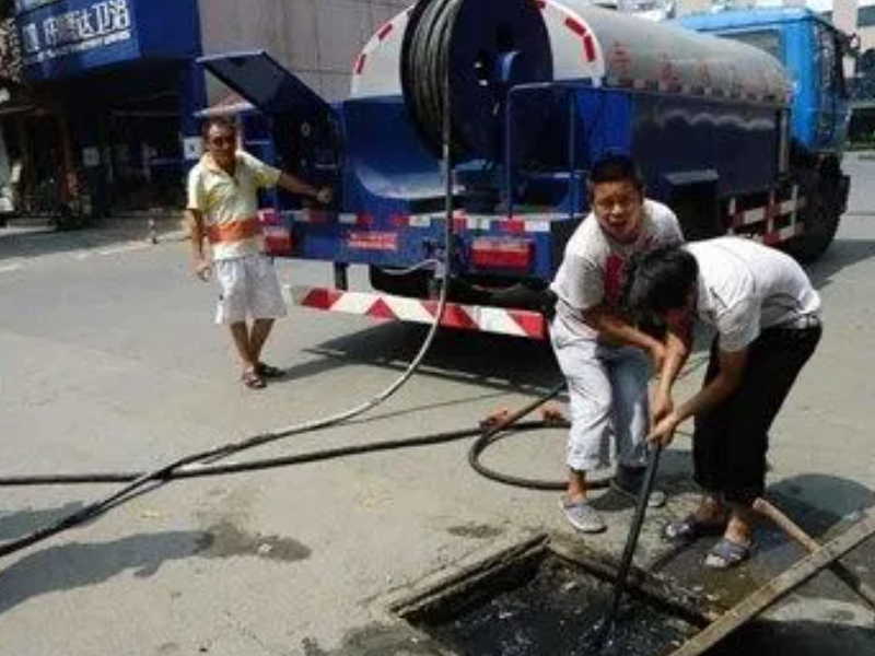 无锡万顺管道疏通下水道,清理化粪池,工程钻孔