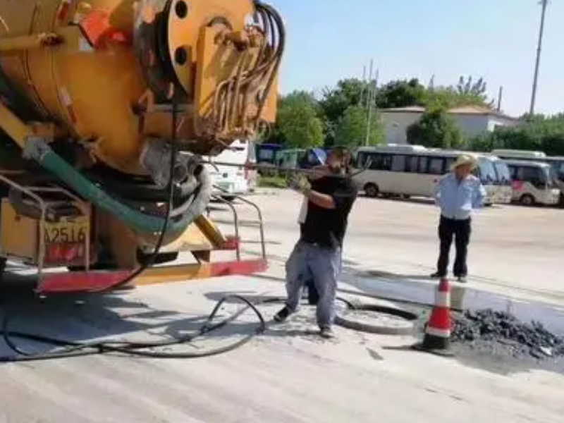 无锡前桥卫生间改造 污水管安装 马桶浴缸疏通安装