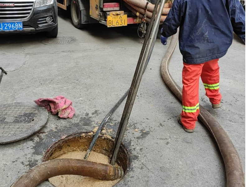 无锡水下焊接水下切割窨井封堵泵房清掏水下安装打捞